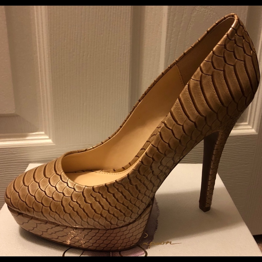 Jessica Simpson Platform Heel